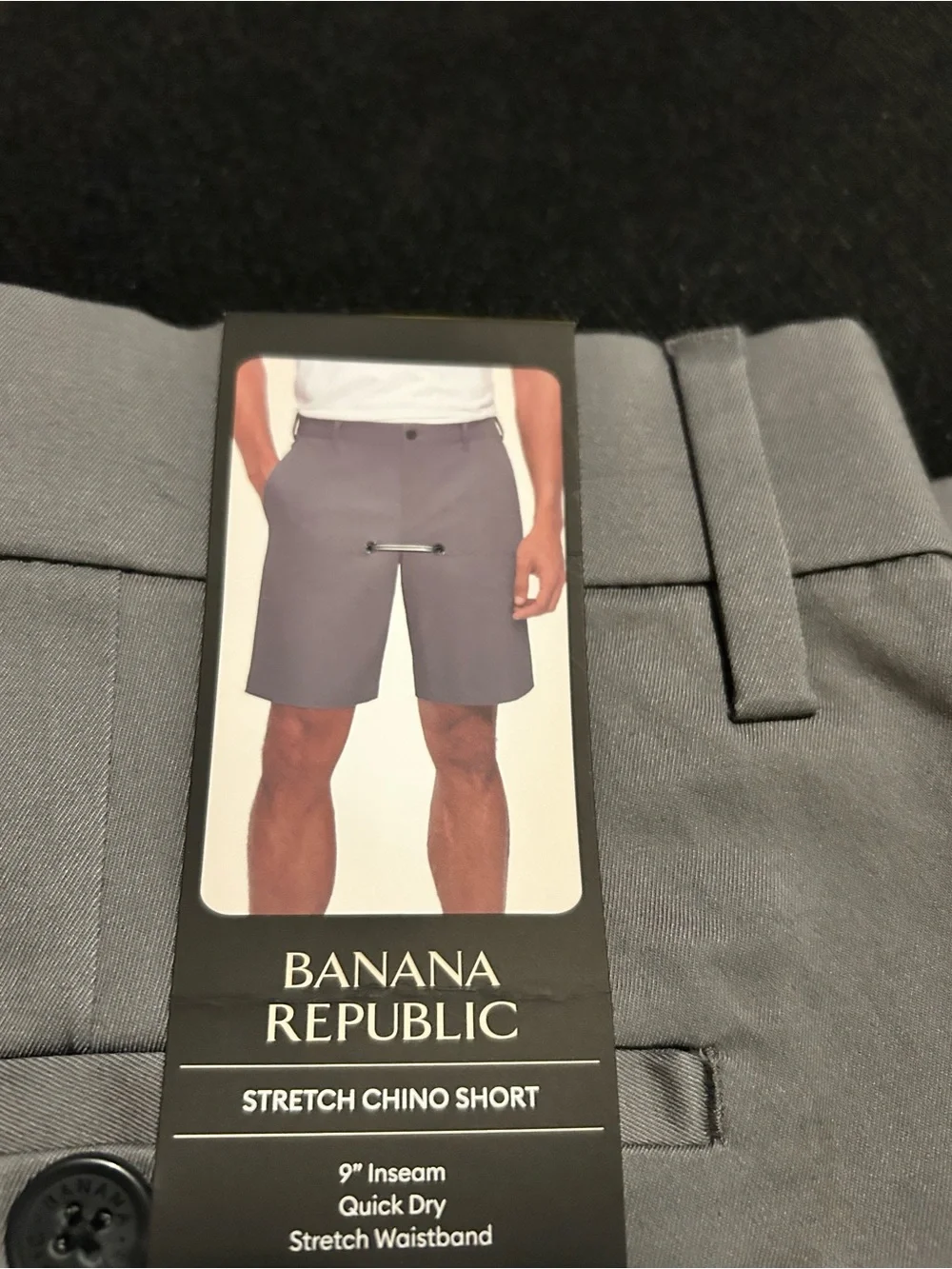 Banana Republic Men’s Flat-Front Shorts in Light Blue & Gray, size 32